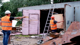 Демонтаж гаражей в Новокуйбышевске, цена от 1757 руб. – услуги под ключ от 2Землекопа-Нвб