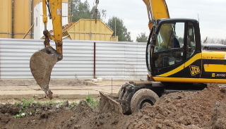 Выкопать яму экскаватором в Новокуйбышевске от 930 руб. - 2Землекопа-Нвб 